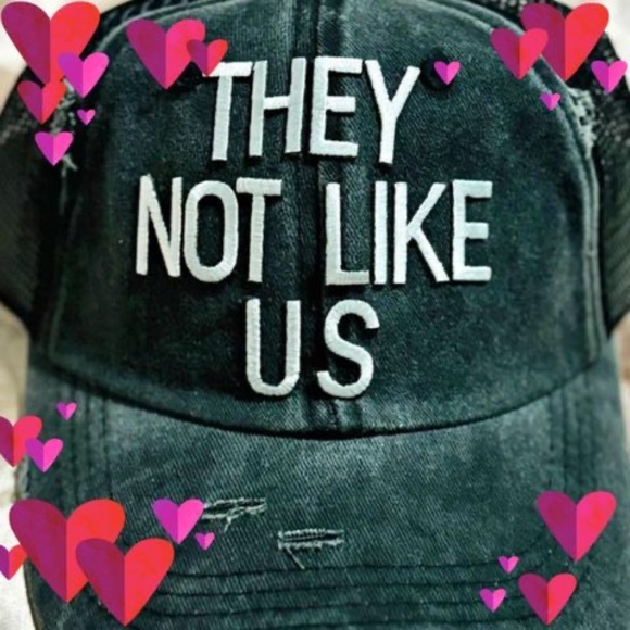 Meet your Posher, Juju - Picture 1 of 1